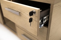 Стол на опорной тумбе L189 хром Profoffice EXE 101 104 OAK 07 Дуб светлый Хром