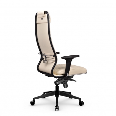 Кресло руководителя Метта Мetta L 1m 40M/2D Infinity Easy Clean MPES Комплект 4 Молочное